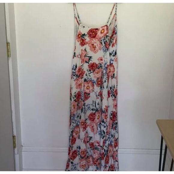 MINKPINK Little Blooms Maxi Wrap Effect Dress - Picture 4 of 4